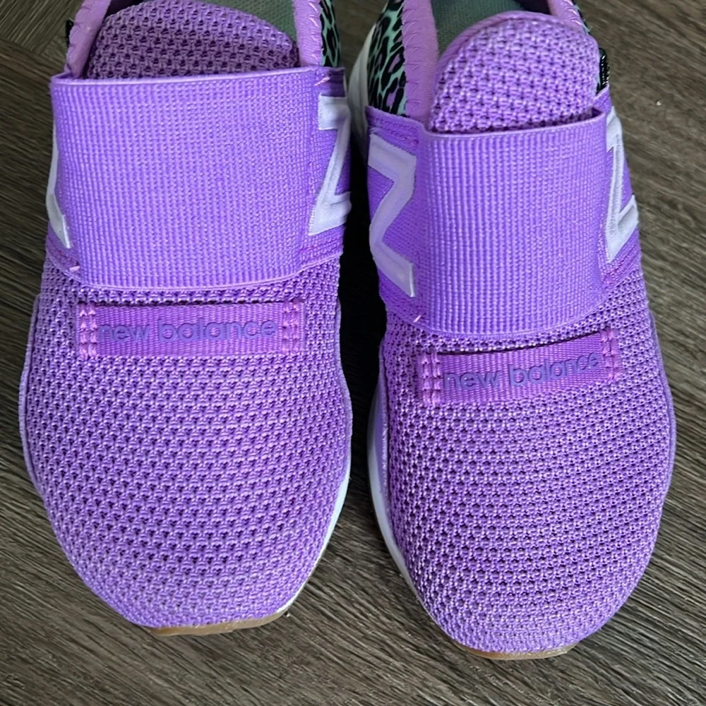 New balance shoes - Picture 3 of 7